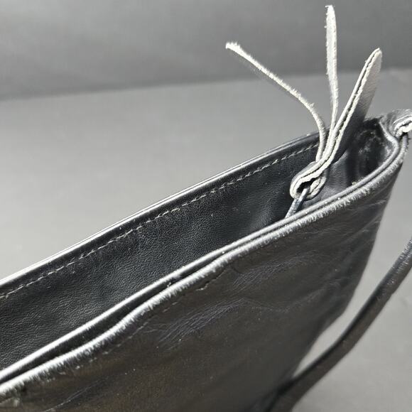 C.L. Whiting Collection Leather Crossbody Satchel Leaf Design Black& Camel Color - Picture 16 of 16